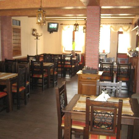 Spartak Family Hotel Smolyan Ngoại thất bức ảnh